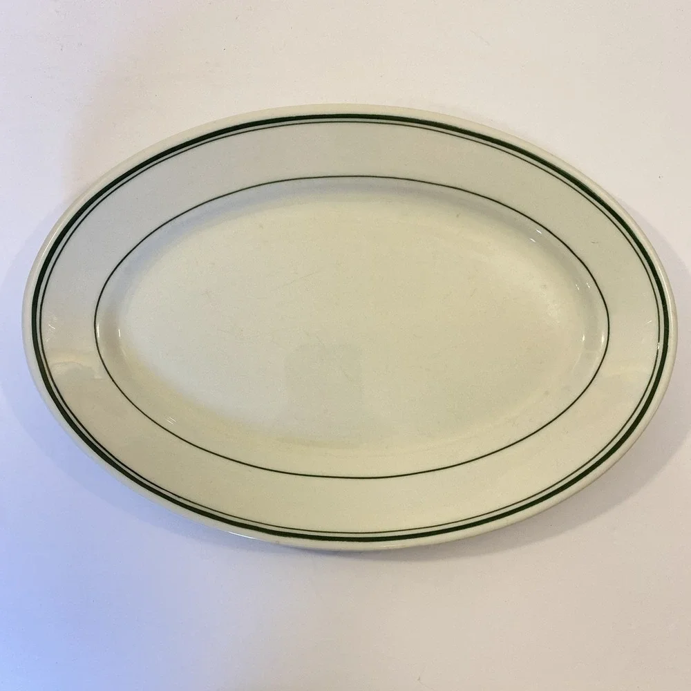 1948 Vintage Warwick China 12